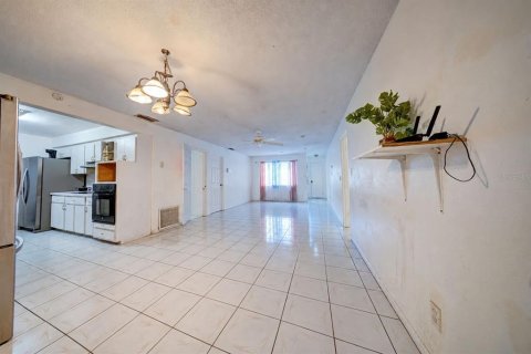 Villa ou maison à vendre à Orlando, Floride: 3 chambres, 133.13 m2 № 2421900 - photo 7