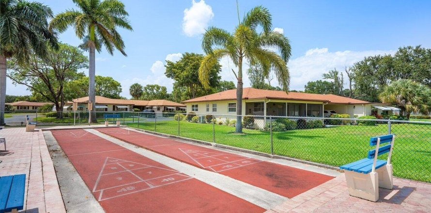 Villa ou maison à Delray Beach, Floride 2 chambres, 135.64 m2 № 1180152