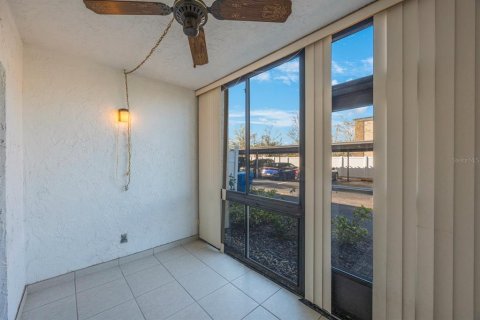 Condo in Largo, Florida, 2 bedrooms  № 1580408 - photo 26