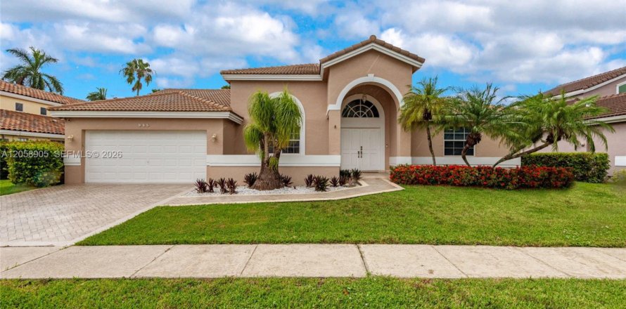 Casa en Pembroke Pines, Florida 4 dormitorios, 234.76 m2 № 2169307