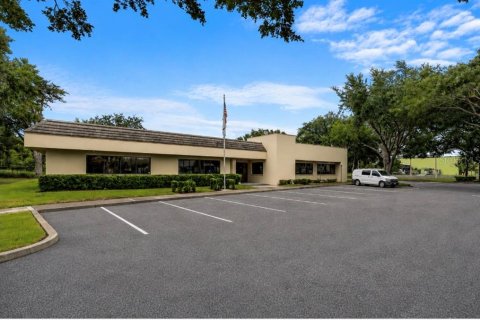 Propiedad comercial en Orlando, Florida 1006.97 m2 № 2313122