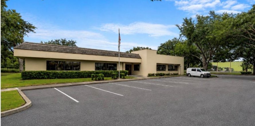 Propiedad comercial en Orlando, Florida 1006.97 m2 № 2313122
