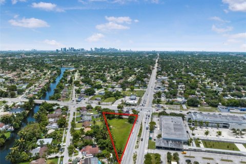 Immobilier commercial à vendre à Miami, Floride № 1963158 - photo 8