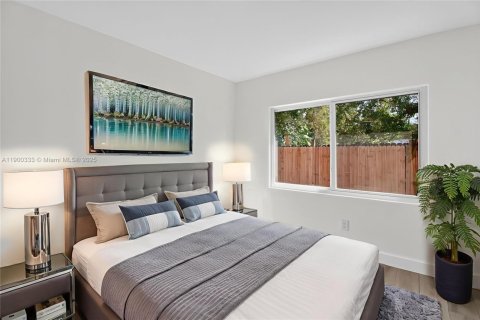 Casa en alquiler en Miami, Florida, 2 dormitorios, 125.7 m2 № 1952179 - foto 26