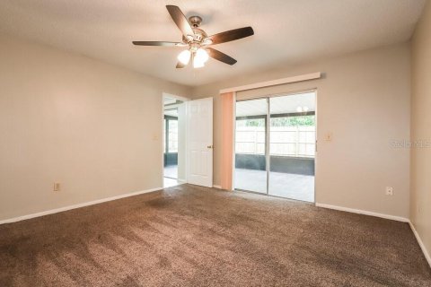 Casa en alquiler en Seffner, Florida, 4 dormitorios, 133.13 m2 № 1918129 - foto 11