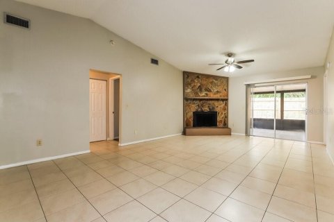 Casa en alquiler en Seffner, Florida, 4 dormitorios, 133.13 m2 № 1918129 - foto 3