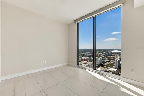 Condo in Saint Petersburg, Florida, 3 bedrooms № 2429308 - photo 20