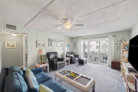 Copropriété à vendre à Ormond Beach, Floride: 2 chambres, 109.16 m2 № 2342271 - photo 5