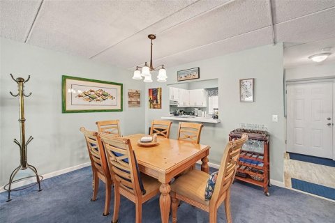 Copropriété à vendre à Ormond Beach, Floride: 2 chambres, 109.16 m2 № 2342271 - photo 8
