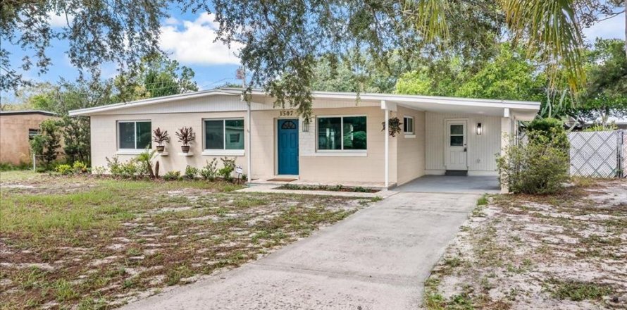 Casa en Cocoa, Florida 4 dormitorios, 157.93 m2 № 1910068