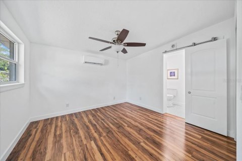 Casa en venta en Cocoa, Florida, 4 dormitorios, 157.93 m2 № 1910068 - foto 15