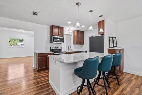 Casa en venta en Cocoa, Florida, 4 dormitorios, 157.93 m2 № 1910068 - foto 8