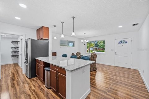 Casa en venta en Cocoa, Florida, 4 dormitorios, 157.93 m2 № 1910068 - foto 5