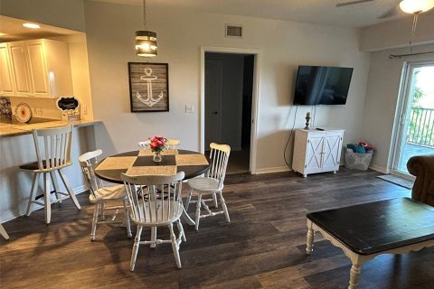 Condominio en alquiler en New Smyrna Beach, Florida, 2 dormitorios, 129.04 m2 № 1901257 - foto 21
