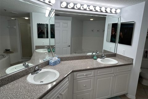 Condominio en alquiler en New Smyrna Beach, Florida, 2 dormitorios, 129.04 m2 № 1901257 - foto 15
