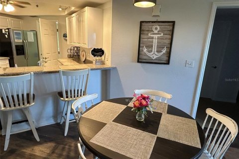 Condominio en alquiler en New Smyrna Beach, Florida, 2 dormitorios, 129.04 m2 № 1901257 - foto 24