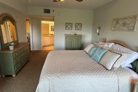 Condominio en alquiler en New Smyrna Beach, Florida, 2 dormitorios, 129.04 m2 № 1901257 - foto 10