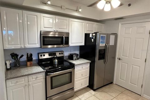 Condominio en alquiler en New Smyrna Beach, Florida, 2 dormitorios, 129.04 m2 № 1901257 - foto 26