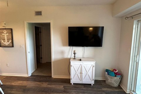 Condominio en alquiler en New Smyrna Beach, Florida, 2 dormitorios, 129.04 m2 № 1901257 - foto 19