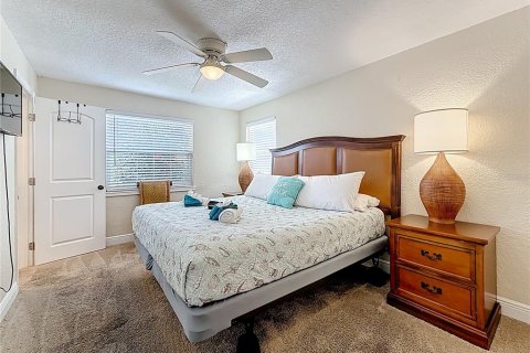 Casa en venta en Saint Petersburg, Florida, 4 dormitorios, 187.94 m2 № 1881074 - foto 27