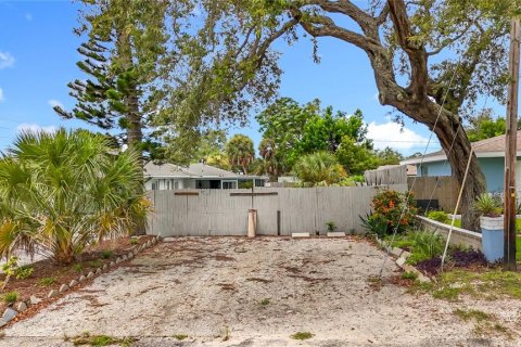 Casa en venta en Saint Petersburg, Florida, 4 dormitorios, 187.94 m2 № 1881074 - foto 8