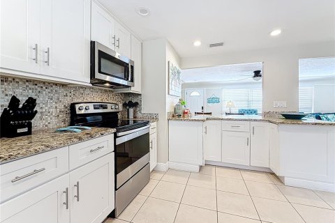 Casa en venta en Saint Petersburg, Florida, 4 dormitorios, 187.94 m2 № 1881074 - foto 23