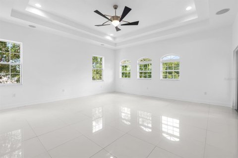 House in Riverview, Florida 5 bedrooms, 529.73 sq.m. № 2315114 - photo 30