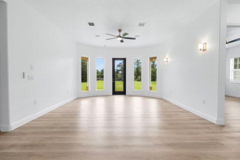 House in Riverview, Florida 5 bedrooms, 529.73 sq.m. № 2315114 - photo 5