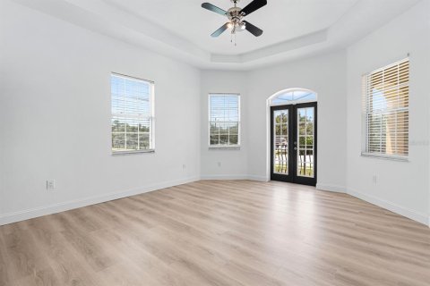 House in Riverview, Florida 5 bedrooms, 529.73 sq.m. № 2315114 - photo 19