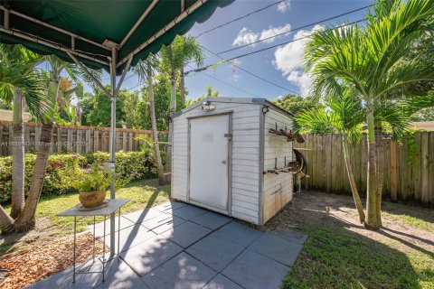 House in Fort Lauderdale, Florida 2 bedrooms, 78.04 sq.m. № 1941406 - photo 27