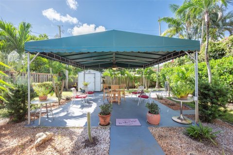 Villa ou maison à vendre à Fort Lauderdale, Floride: 2 chambres, 78.04 m2 № 1941406 - photo 23
