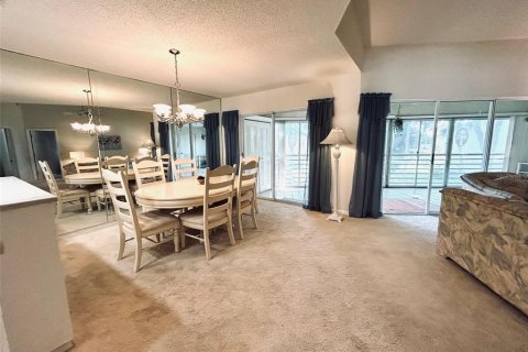 Condo in Bradenton, Florida, 3 bedrooms  № 2110920 - photo 23