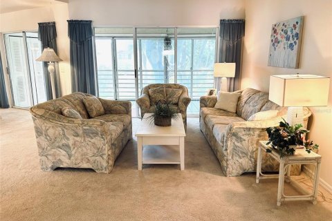 Condo in Bradenton, Florida, 3 bedrooms  № 2110920 - photo 2
