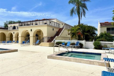 Condo in Bradenton, Florida, 3 bedrooms  № 2110920 - photo 18