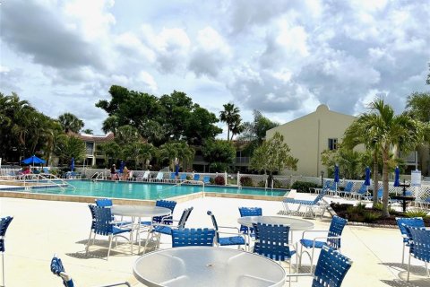 Condo in Bradenton, Florida, 3 bedrooms  № 2110920 - photo 21