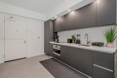 Купить кондоминиум в Майами, Флорида 1 спальня, 47.94м2, № 1937621 - фото 12