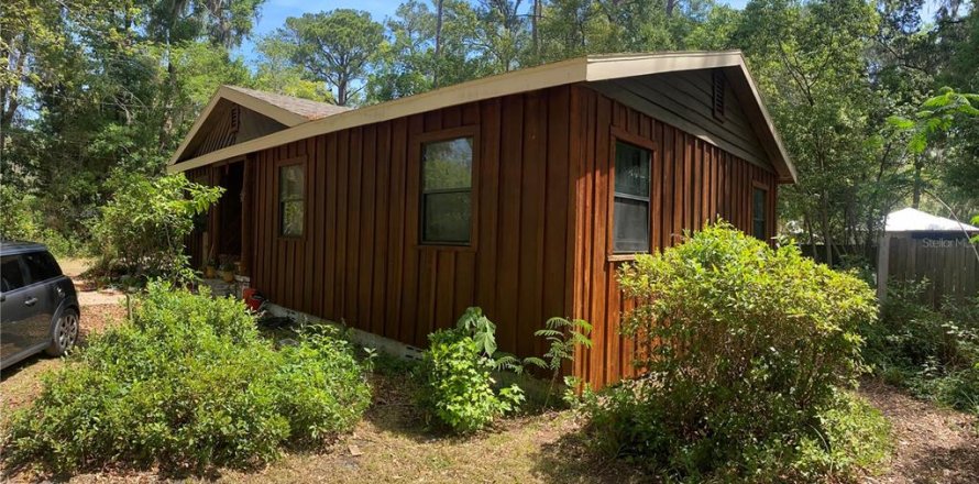 House in Gainesville, Florida 3 bedrooms, 88.35 sq.m. № 2231981