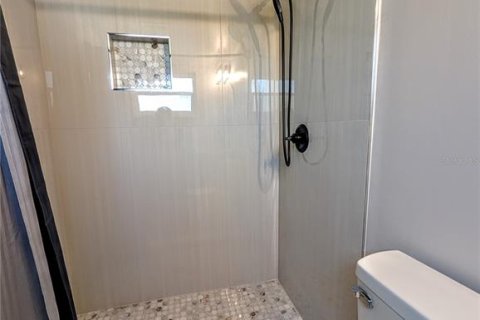 Condo in Bradenton, Florida, 2 bedrooms  № 2094311 - photo 16