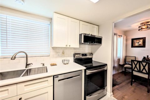 Condo in Bradenton, Florida, 2 bedrooms  № 2094311 - photo 2