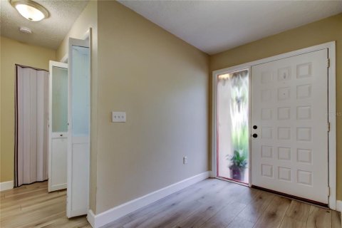 Casa en venta en Palm Harbor, Florida, 3 dormitorios, 120.59 m2 № 1678002 - foto 2