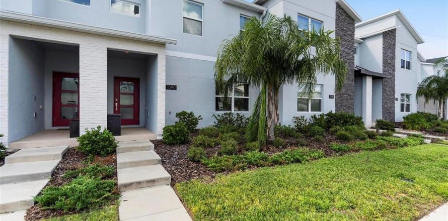 Adosado en Davenport, Florida 4 dormitorios, 177.81 m2 № 1757190