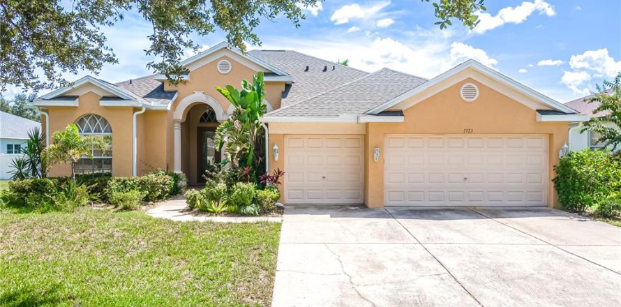 Casa en Dover, Florida 4 dormitorios, 196.77 m2 № 1918221