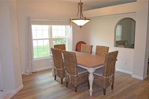 House in Orlando, Florida 3 bedrooms, 155.52 sq.m. № 2237229 - photo 14