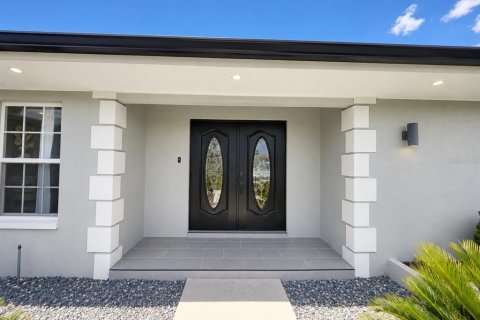 Villa ou maison à vendre à Cape Coral, Floride: 3 chambres, 131.27 m2 № 2314997 - photo 4