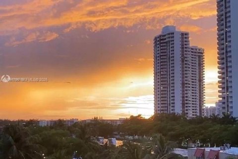 Copropriété à louer à North Miami Beach, Floride: 1 chambre, 60.57 m2 № 1993460 - photo 16