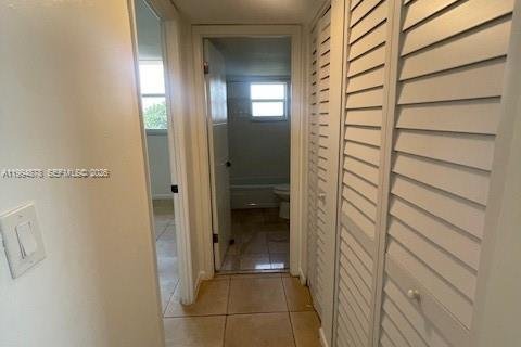 Condominio en alquiler en Hollywood, Florida, 2 dormitorios, 108.51 m2 № 2056451 - foto 6