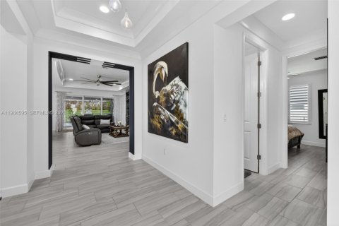 House in Port St. Lucie, Florida 3 bedrooms, 200.39 sq.m. № 2045581 - photo 5