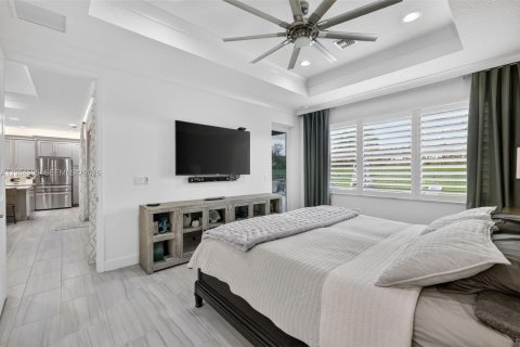 House in Port St. Lucie, Florida 3 bedrooms, 200.39 sq.m. № 2045581 - photo 21