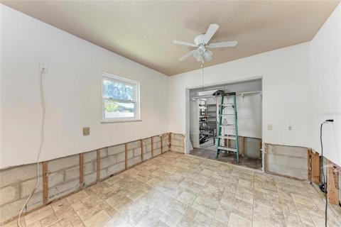 House in Anna Maria, Florida 3 bedrooms, 94.76 sq.m. № 1631515 - photo 10