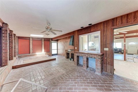 House in Anna Maria, Florida 3 bedrooms, 94.76 sq.m. № 1631515 - photo 23